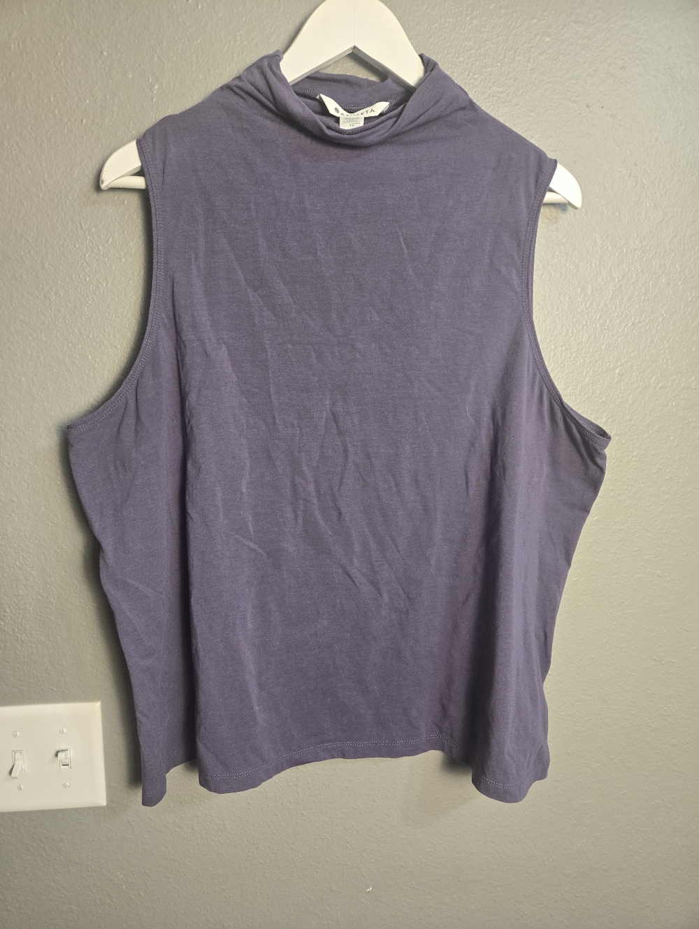 Athleta Sleeveless Mock Neck Purple Top Size 1X